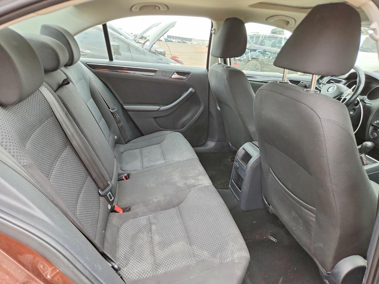 2016 VOLKSWAGEN JETTA