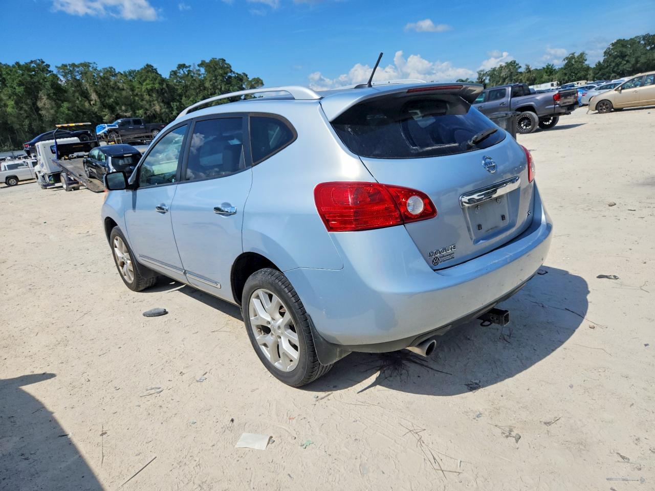 2013 NISSAN ROGUE