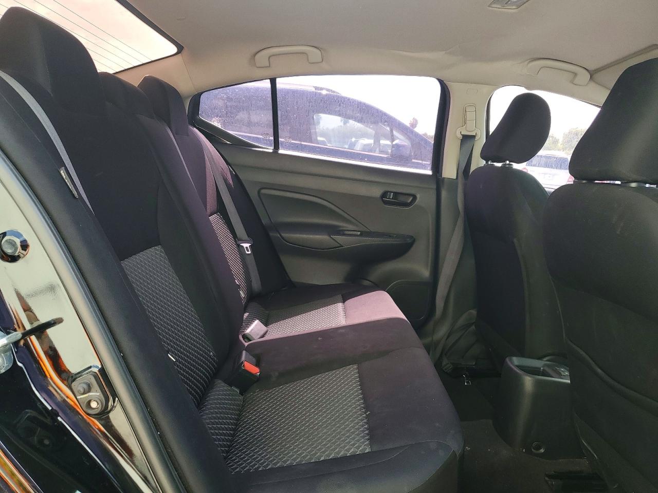 2021 NISSAN VERSA