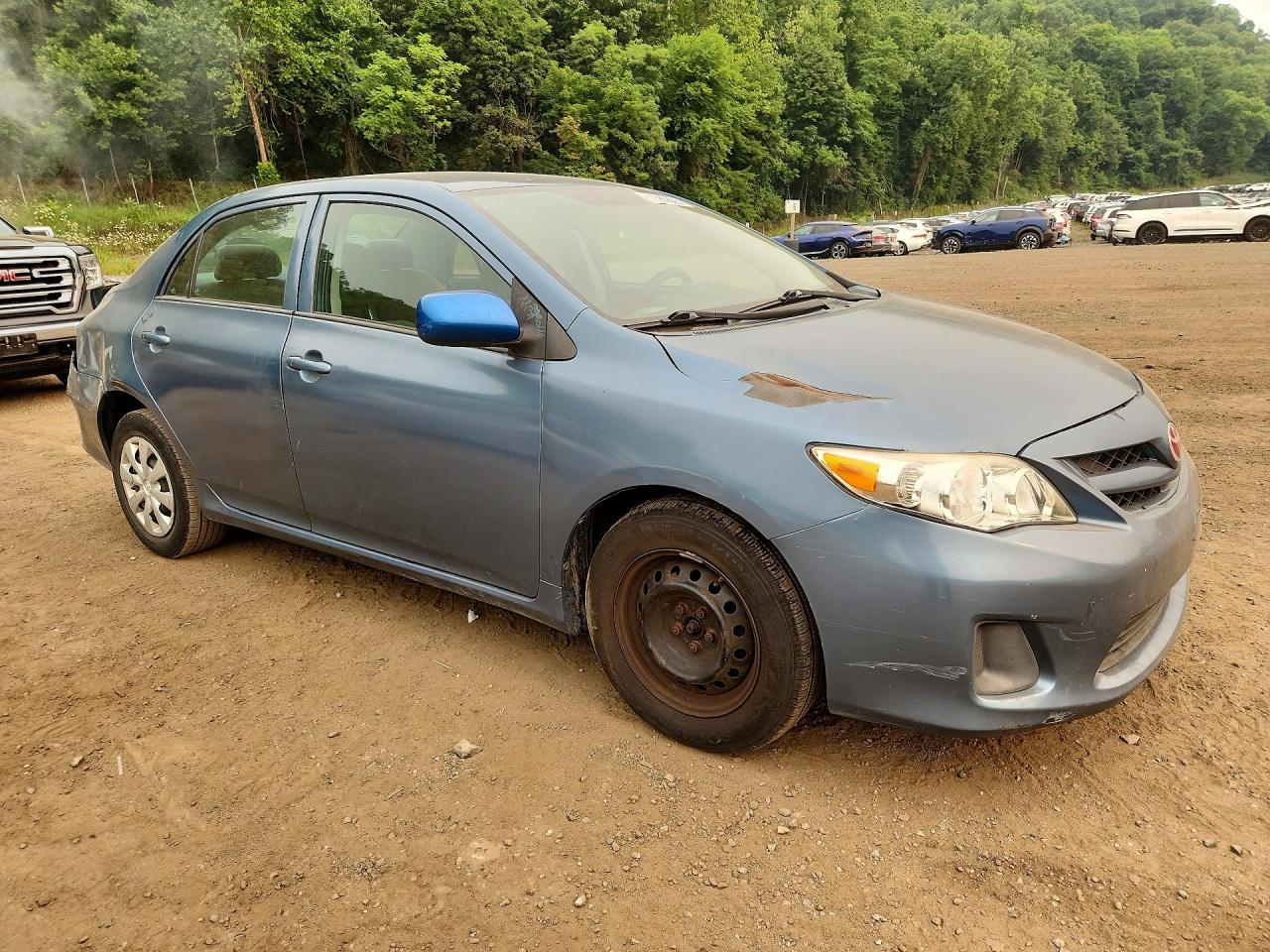 2013 TOYOTA COROLLA