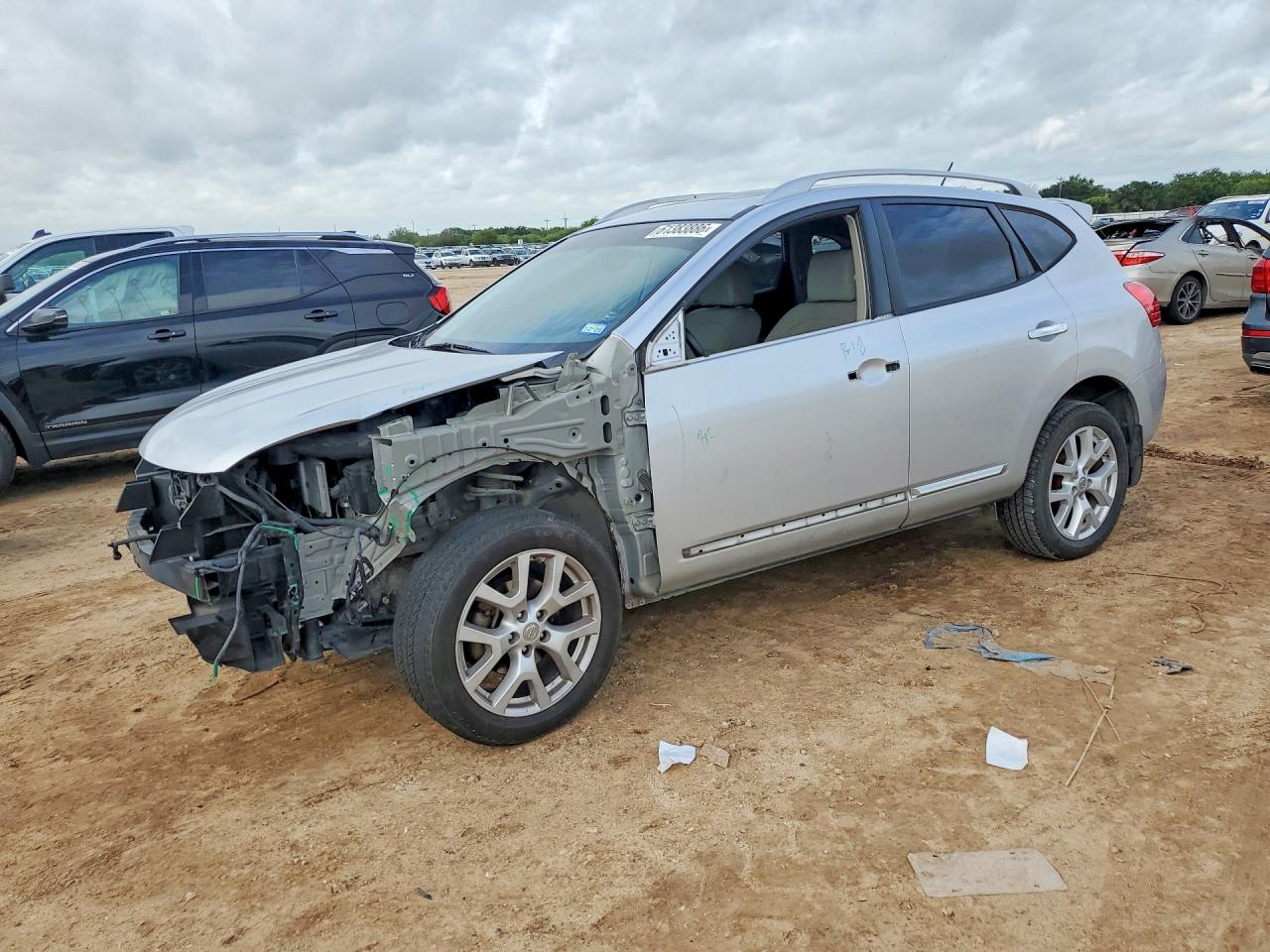 2013 NISSAN ROGUE