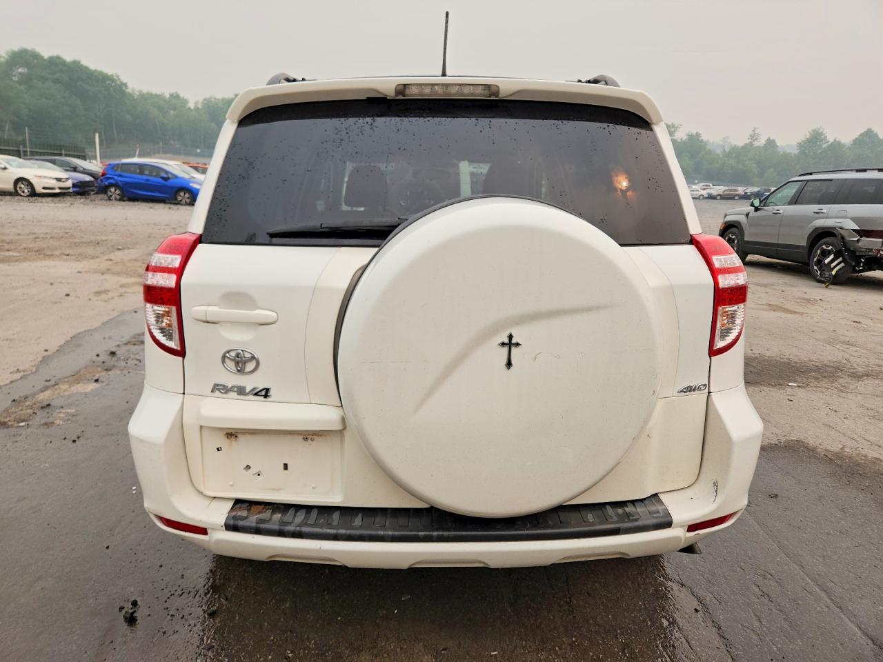 2011 TOYOTA RAV4
