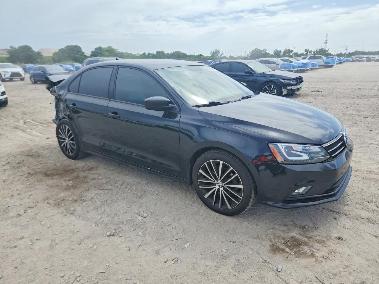 2015 VOLKSWAGEN JETTA