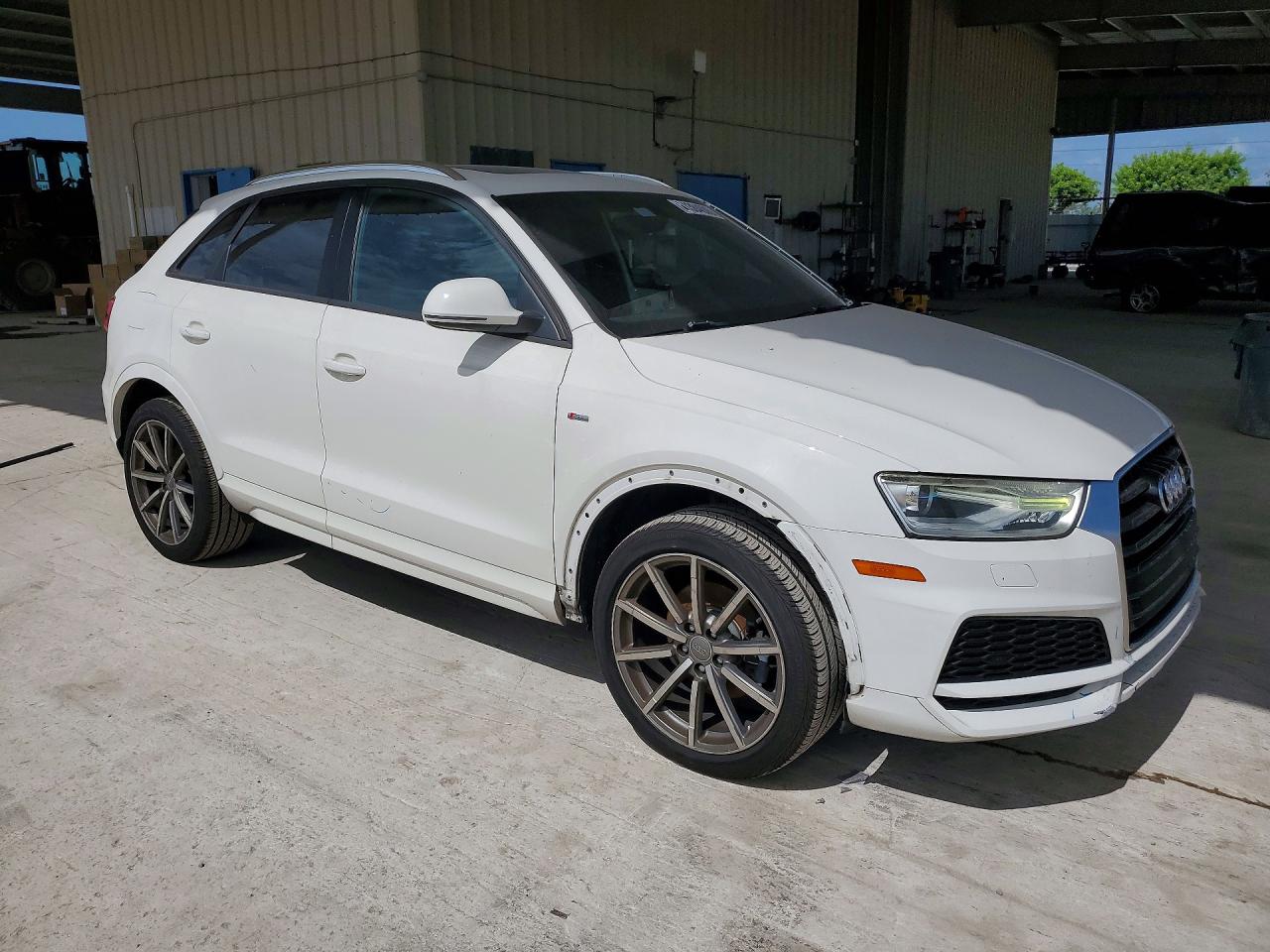 2018 AUDI Q3