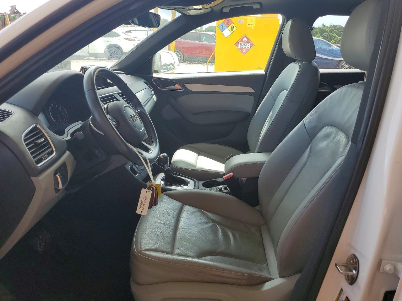 2018 AUDI Q3