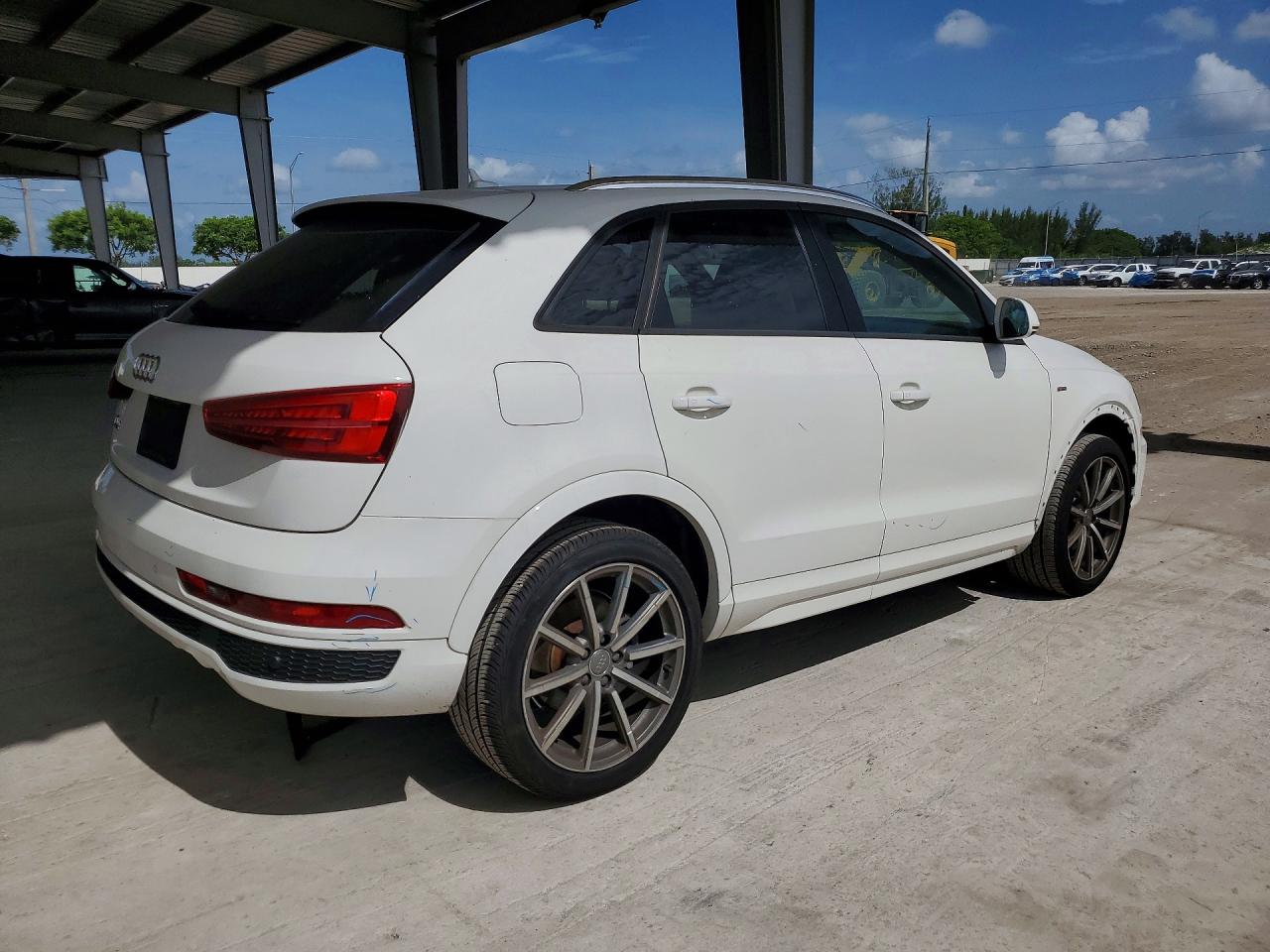 2018 AUDI Q3
