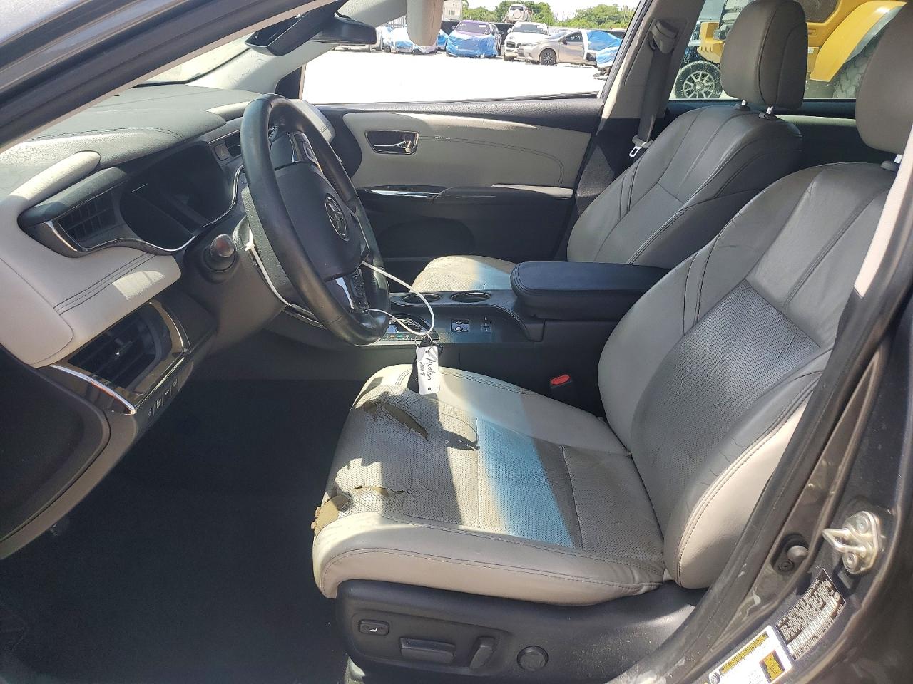 2018 TOYOTA AVALON