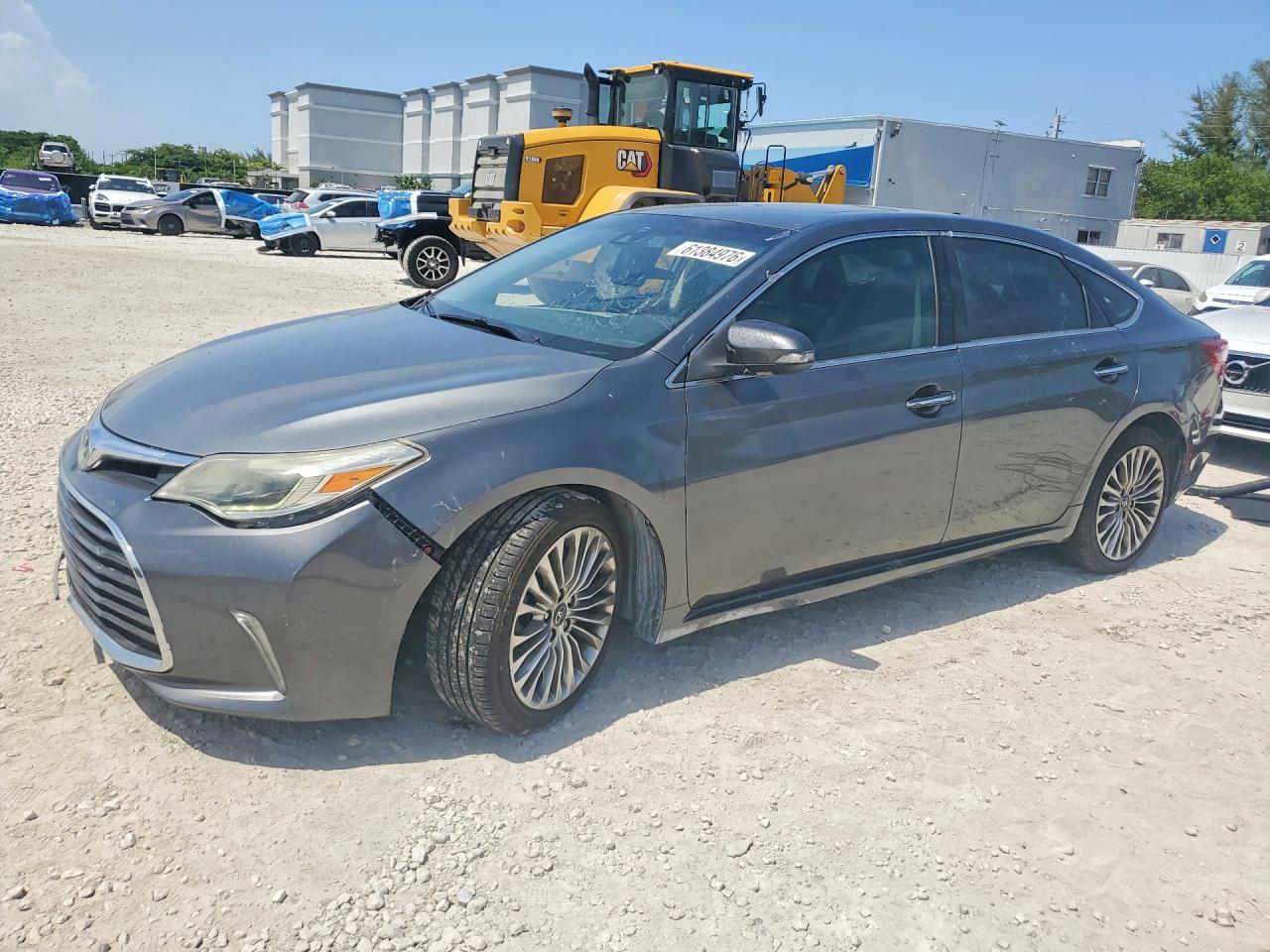 2018 TOYOTA AVALON