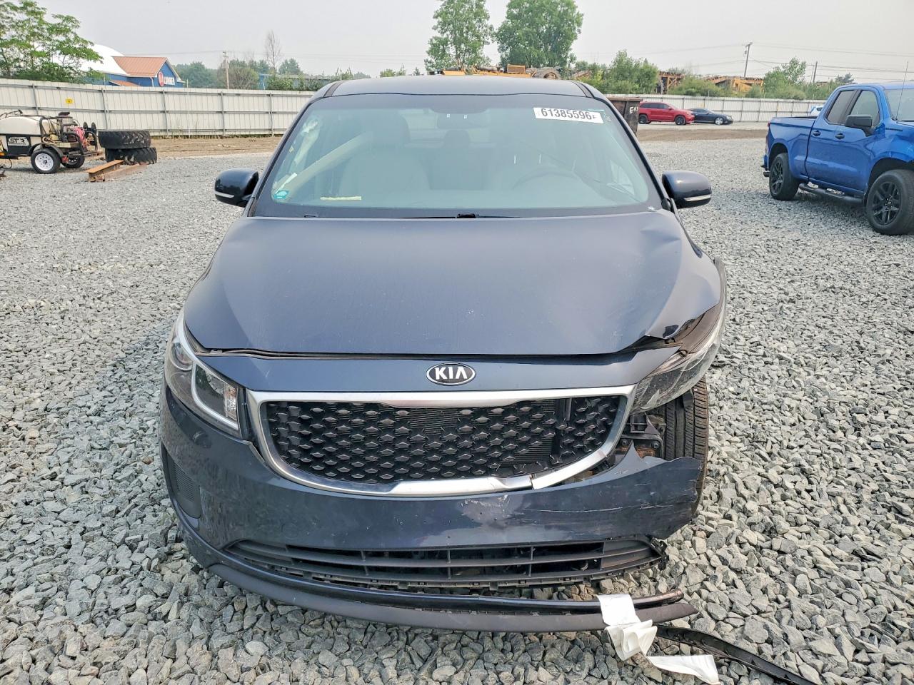 2017 KIA SEDONA LX