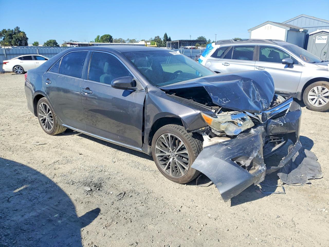 2013 TOYOTA CAMRY