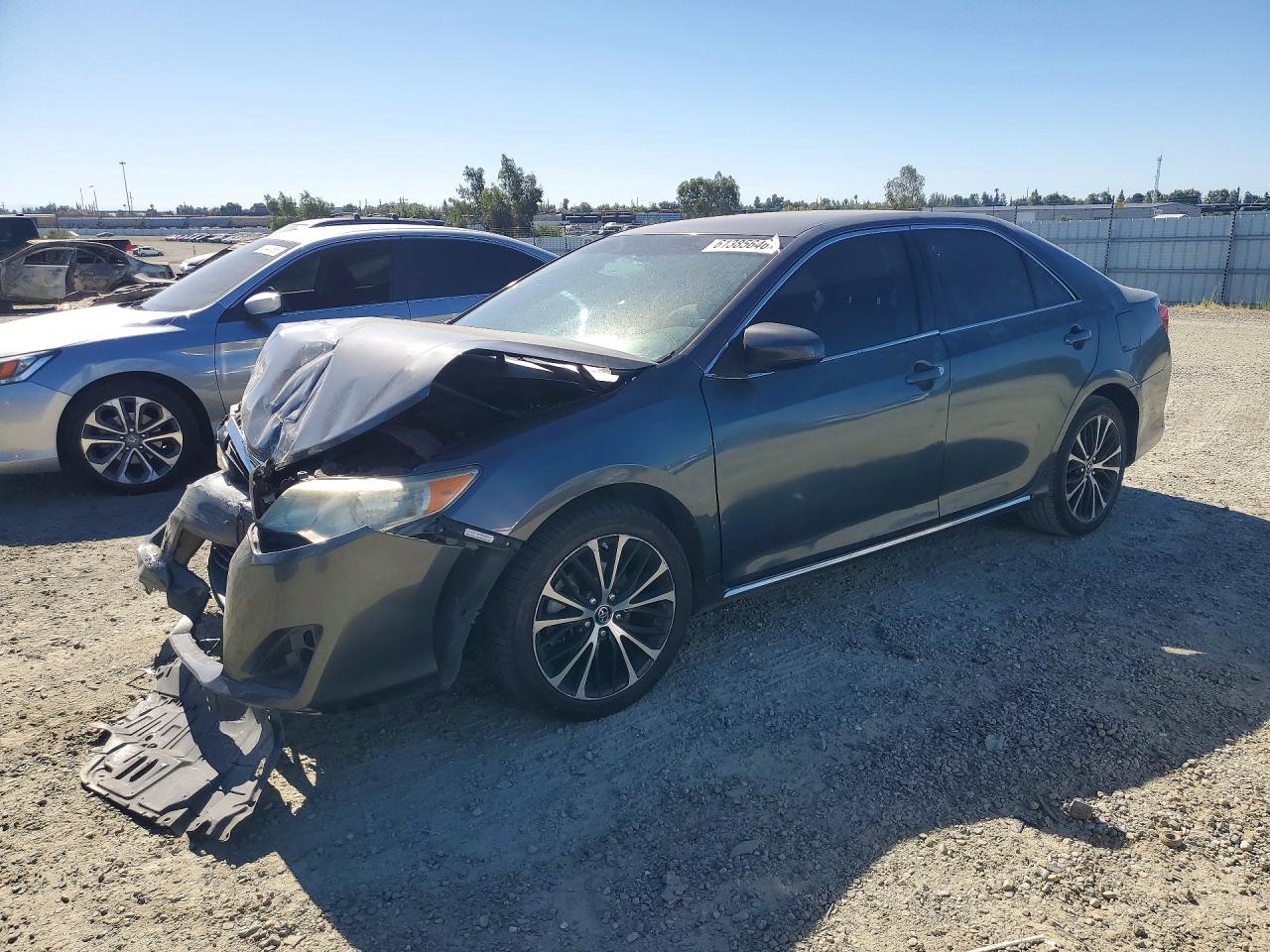 2013 TOYOTA CAMRY
