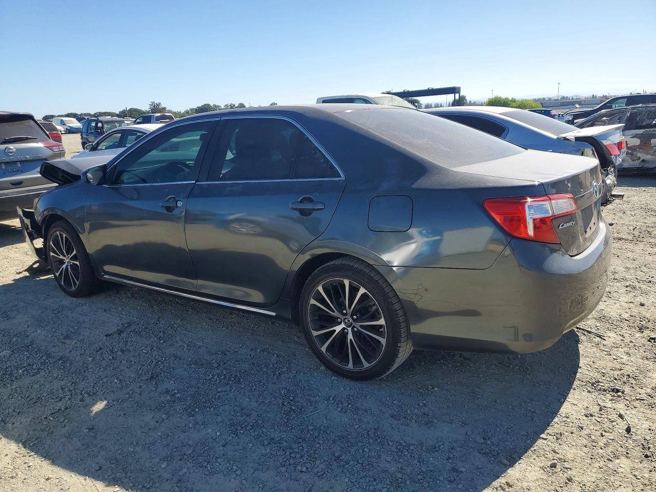 2013 TOYOTA CAMRY