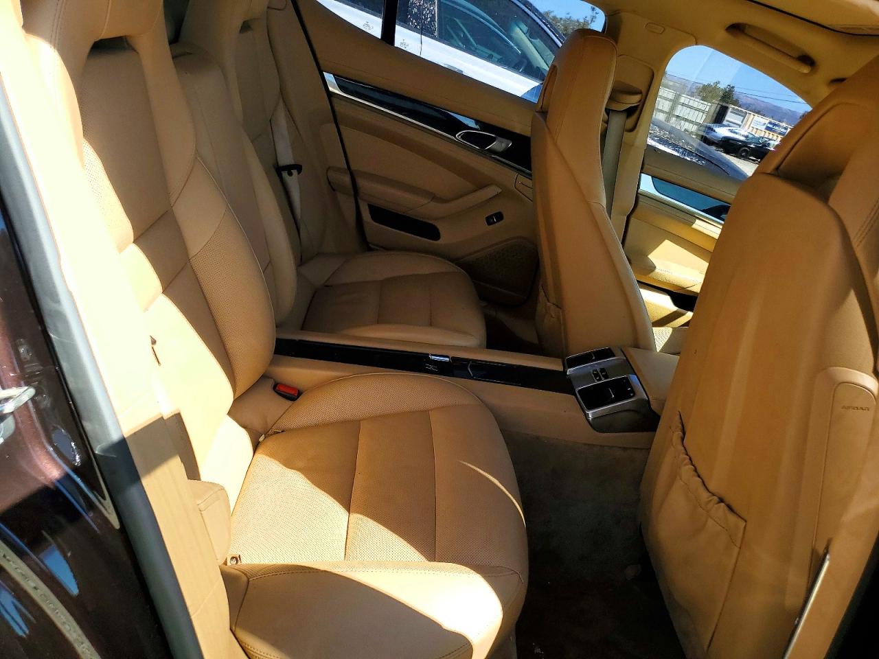 2013 PORSCHE PANAMERA