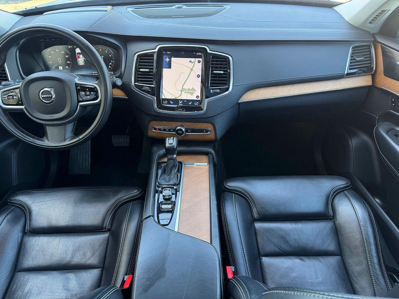 2019 VOLVO XC90
