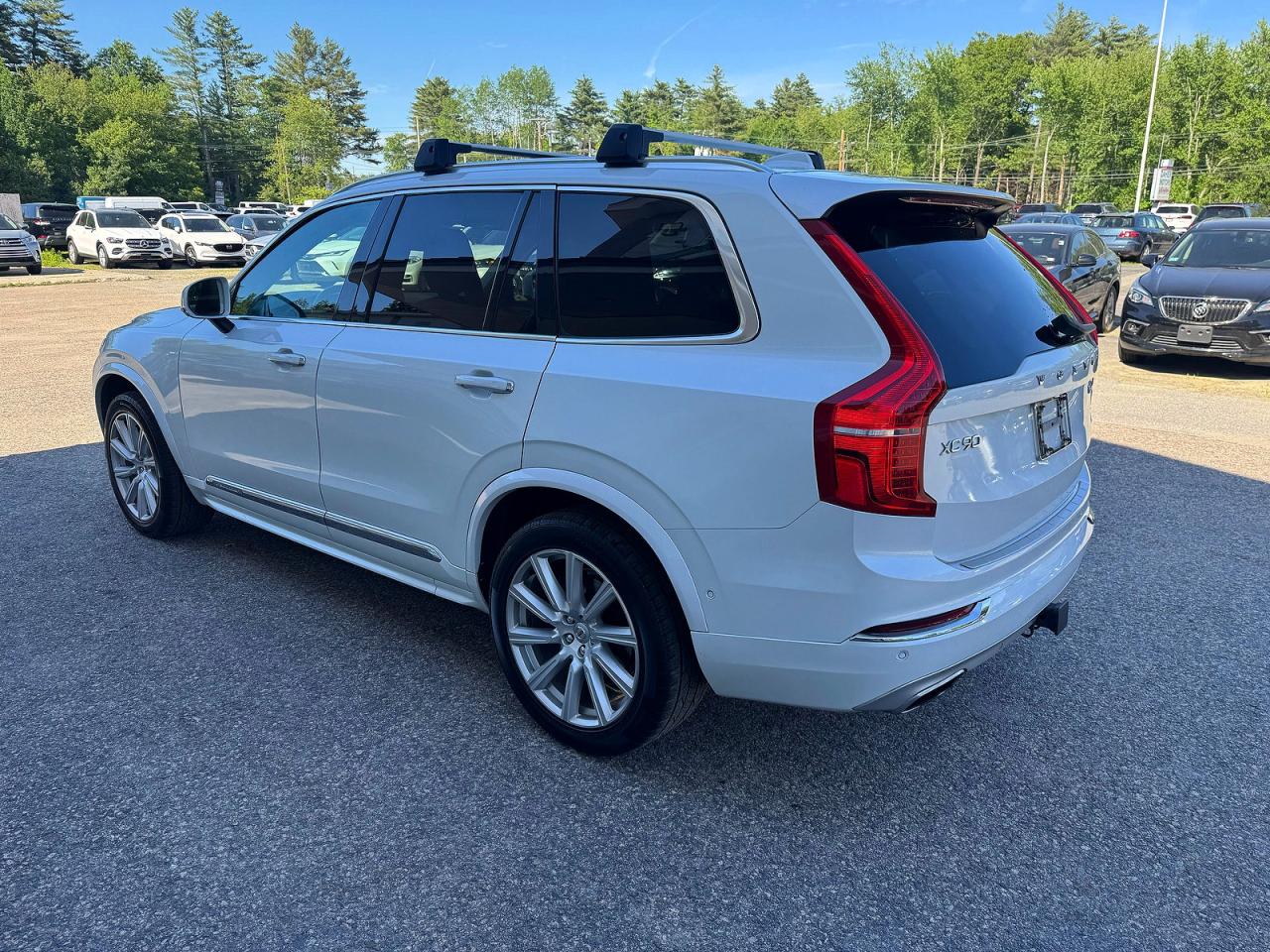 2019 VOLVO XC90