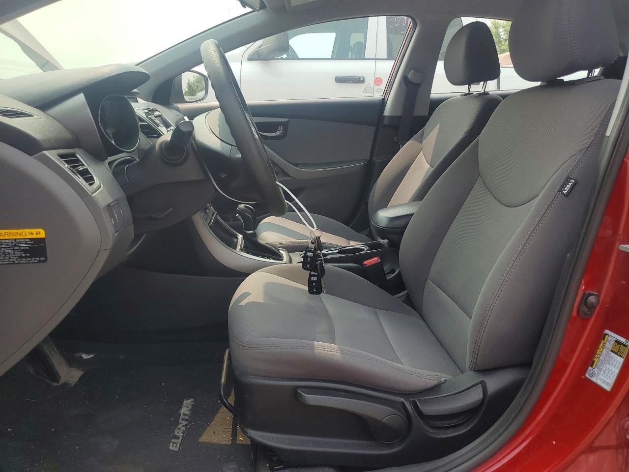 2014 HYUNDAI ELANTRA