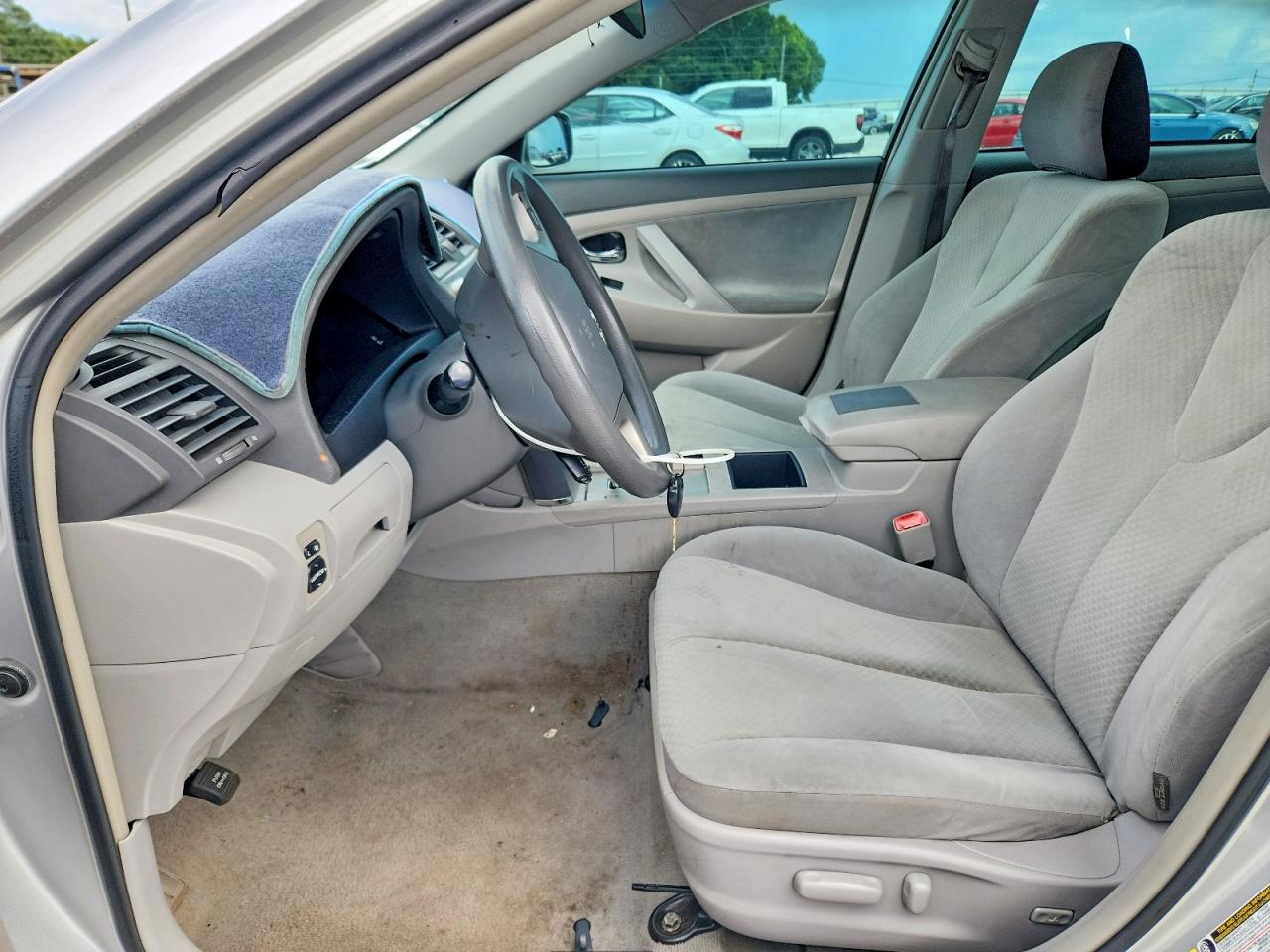2009 TOYOTA CAMRY