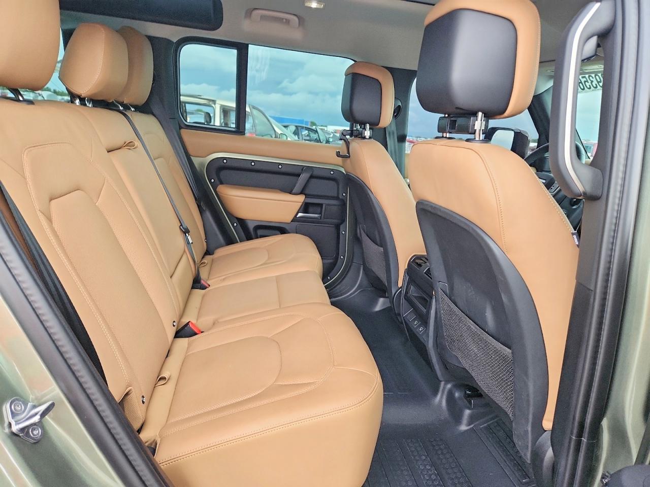 2025 LAND ROVER DEFENDER