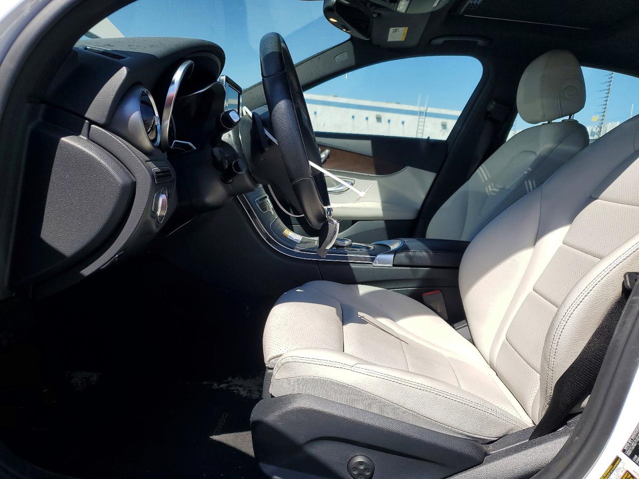 2018 MERCEDES-BENZ C-CLASS