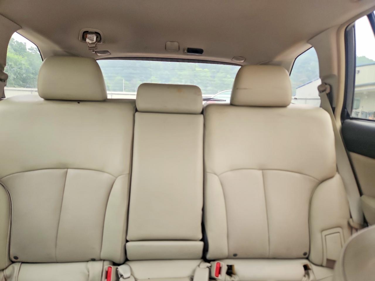 2012 SUBARU OUTBACK