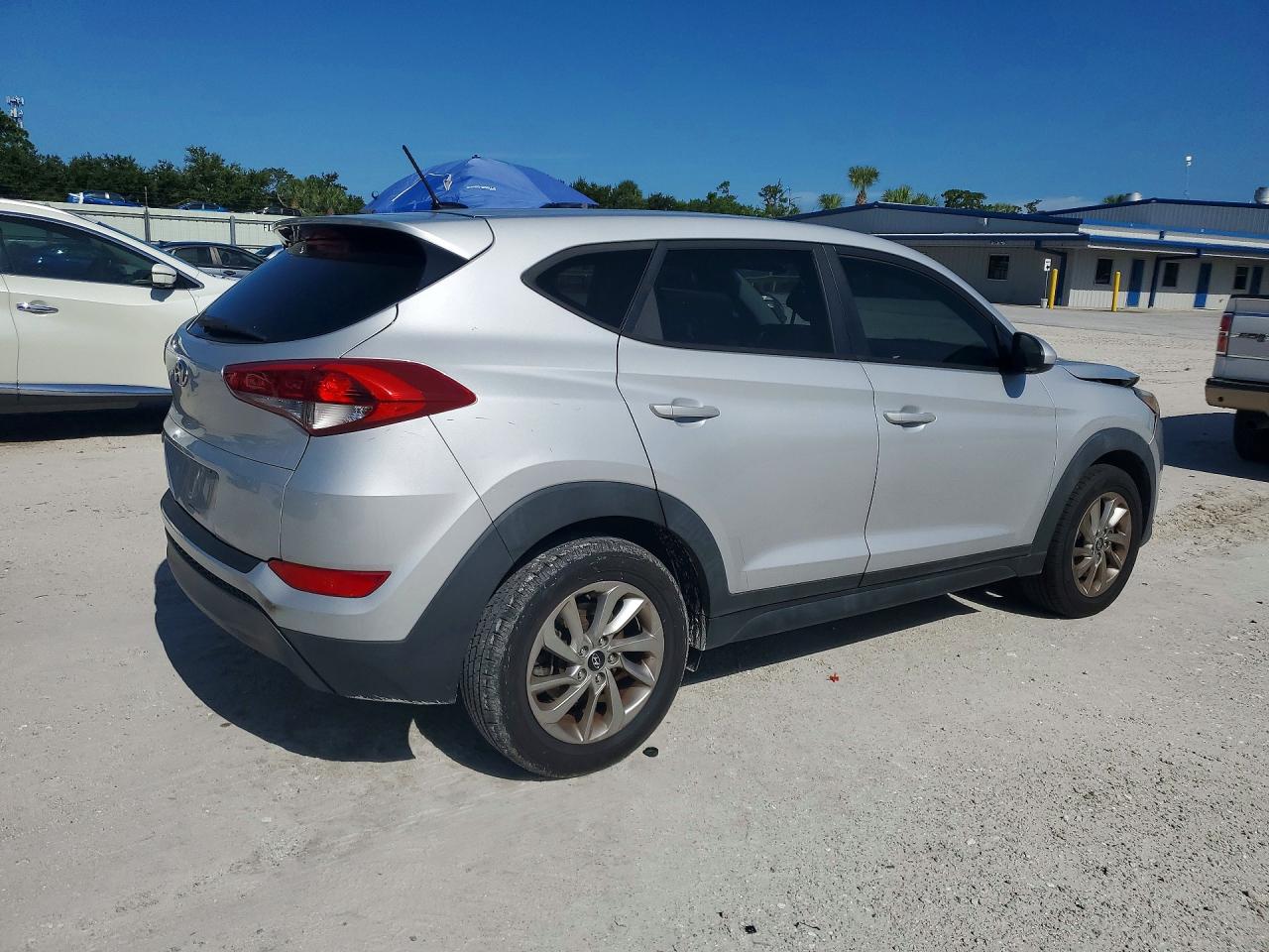2016 HYUNDAI TUCSON