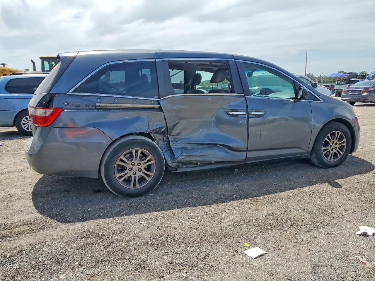 2011 HONDA ODYSSEY