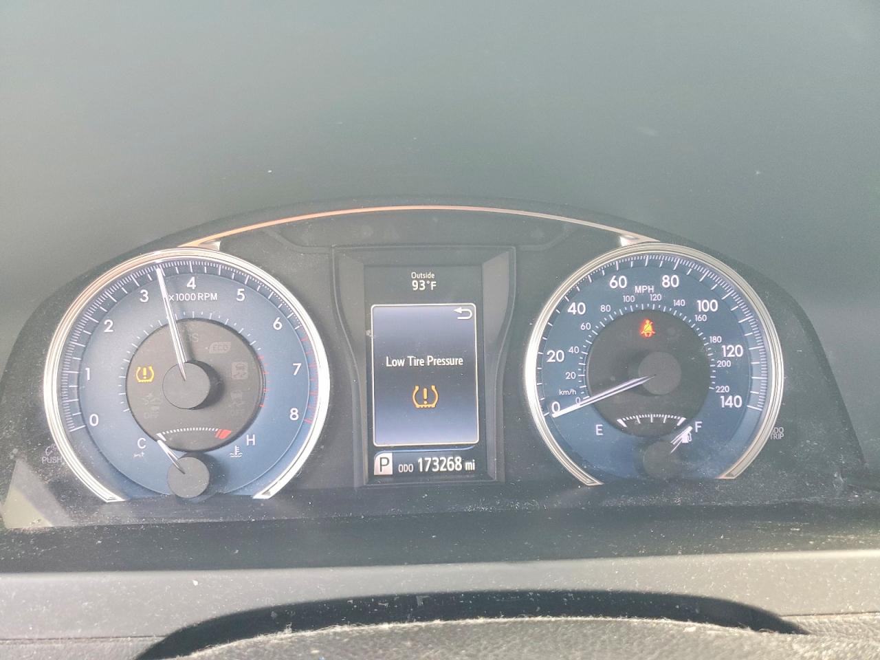 2016 TOYOTA CAMRY