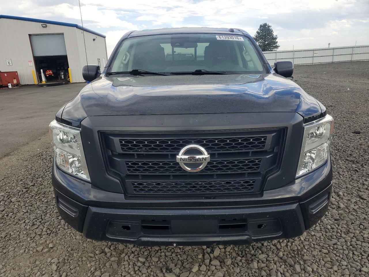 2020 NISSAN TITAN
