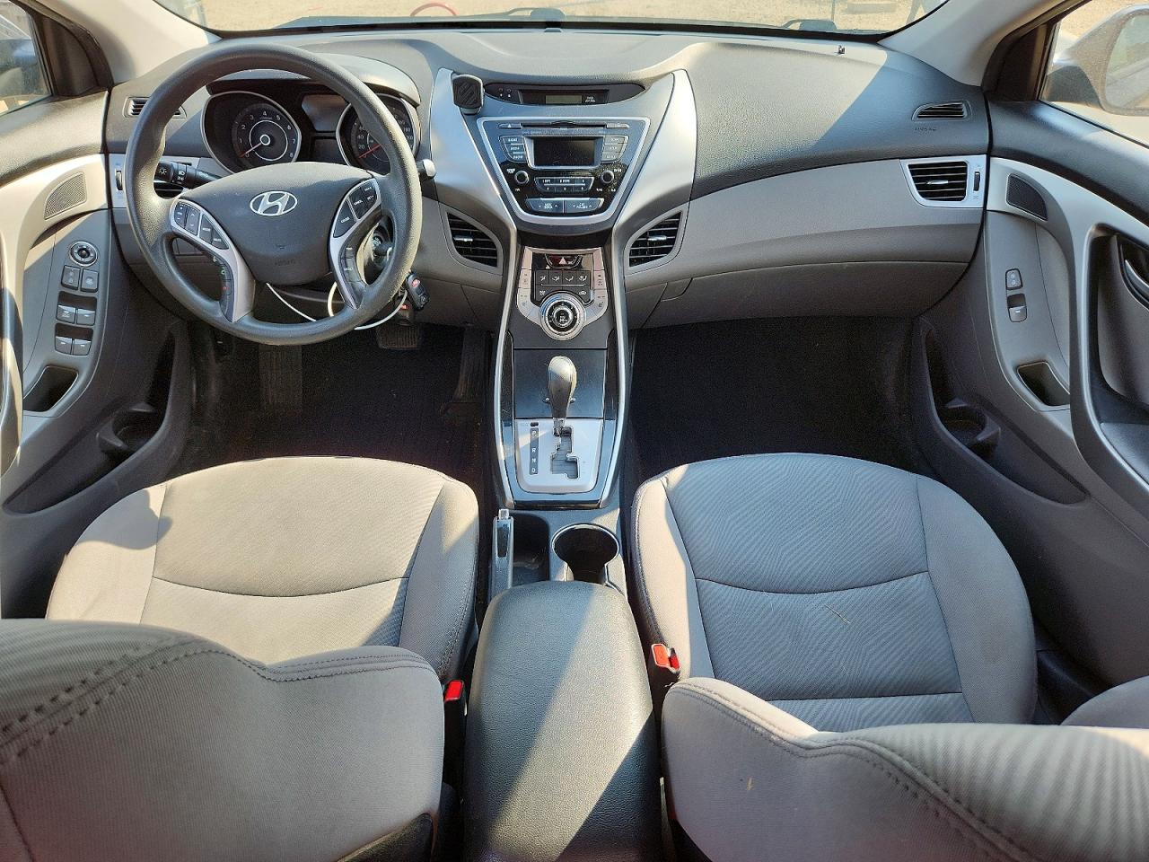 2013 HYUNDAI ELANTRA