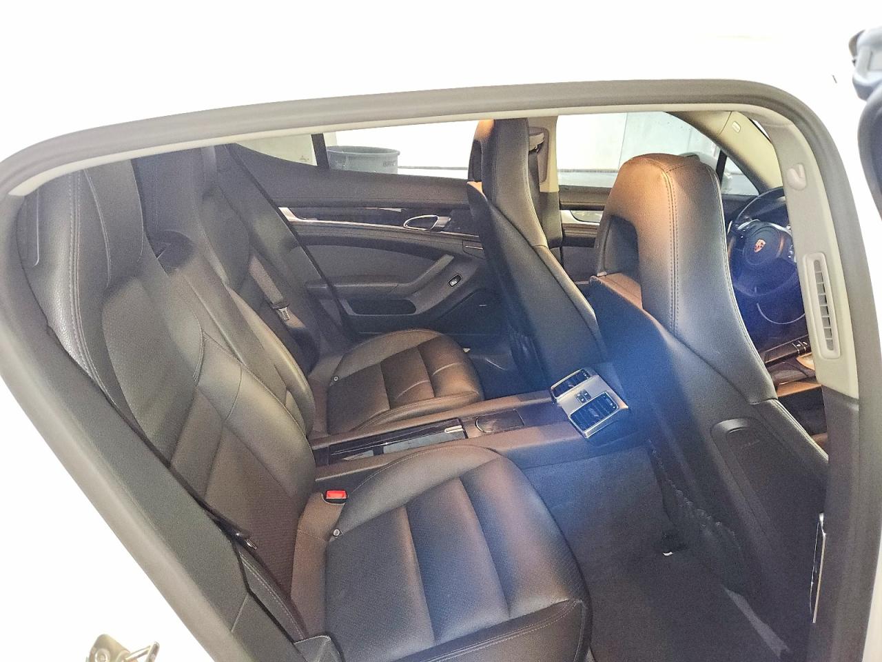 2014 PORSCHE PANAMERA