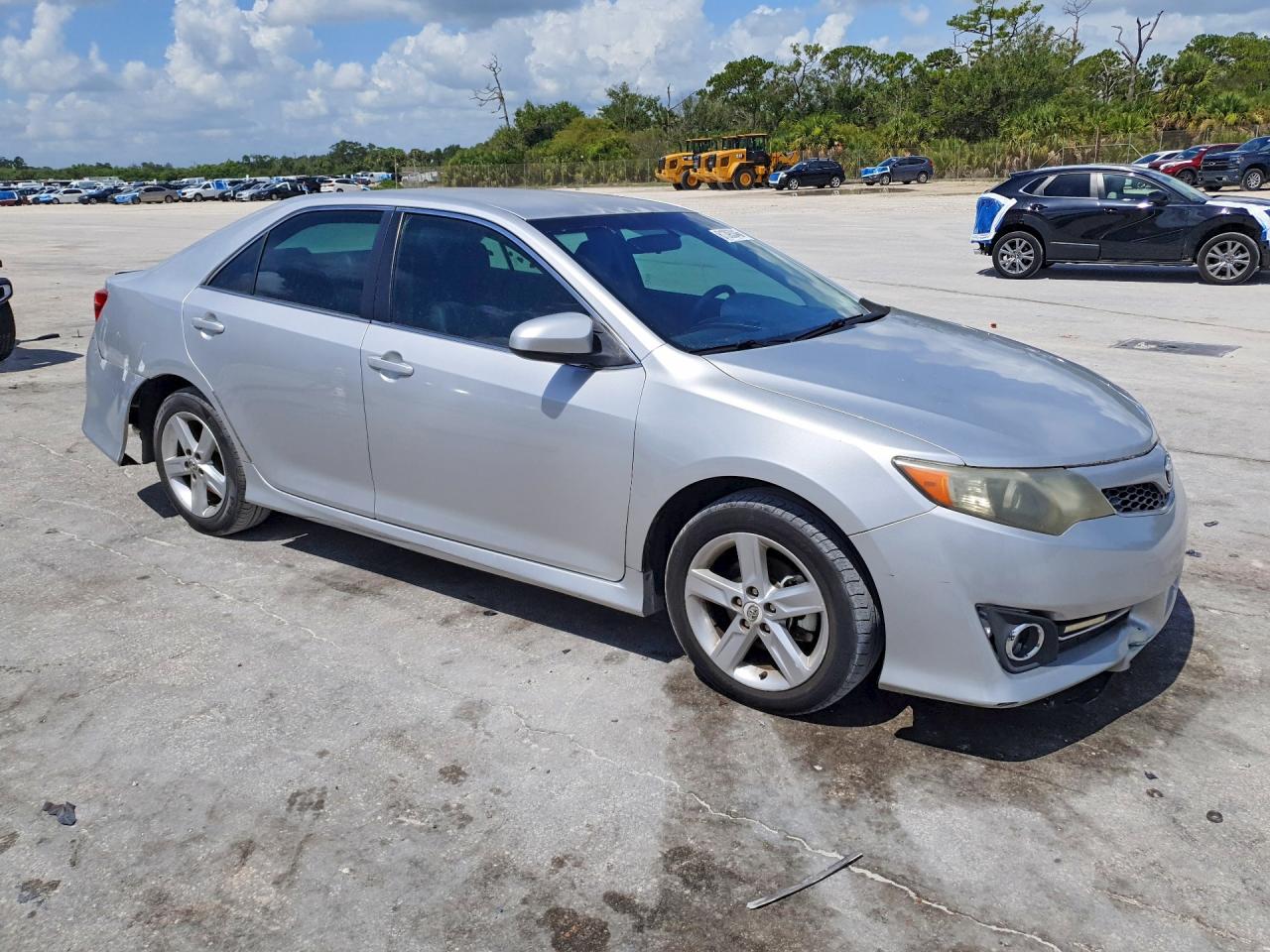 2013 TOYOTA CAMRY