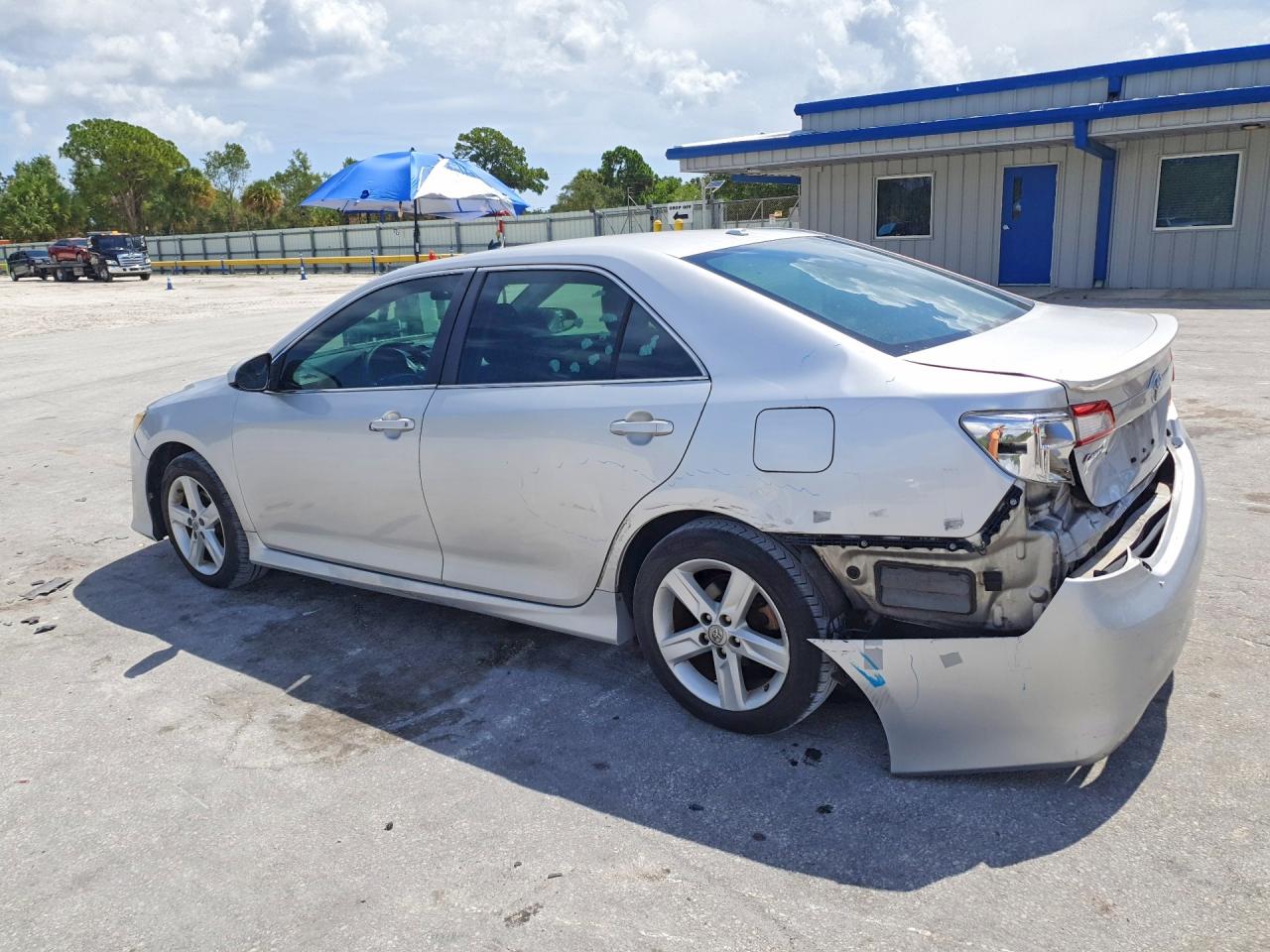 2013 TOYOTA CAMRY