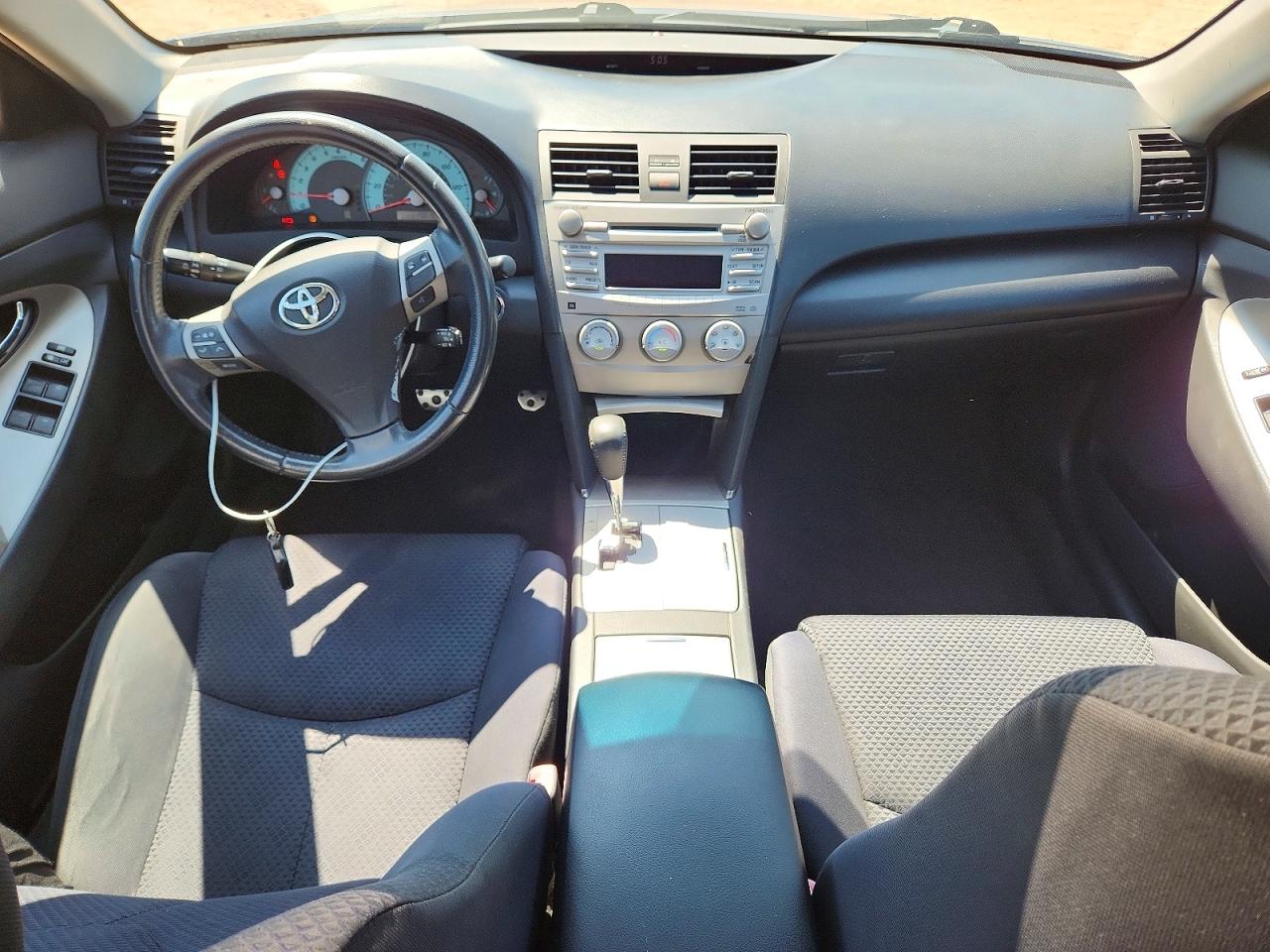 2011 TOYOTA CAMRY