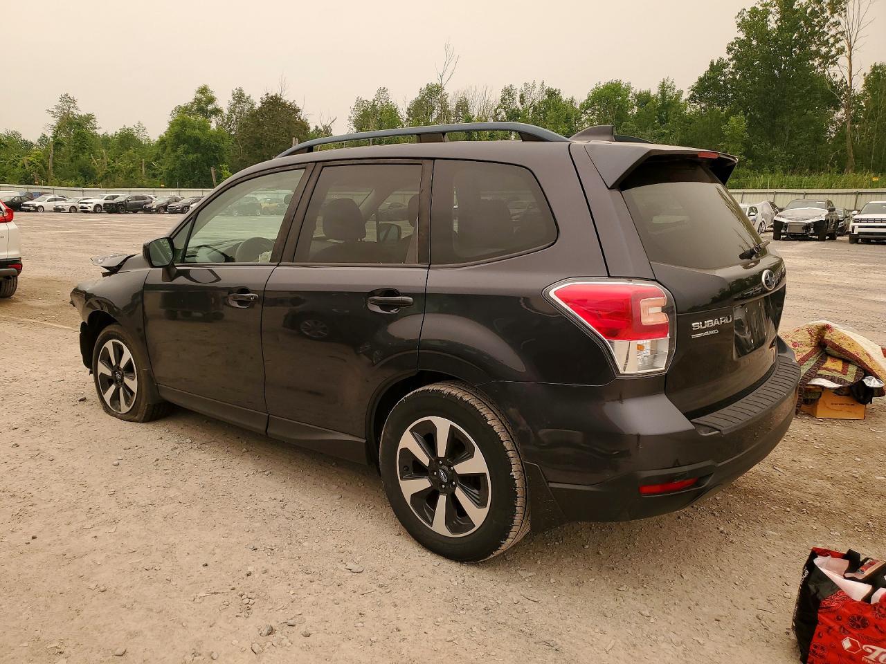 2017 SUBARU FORESTER