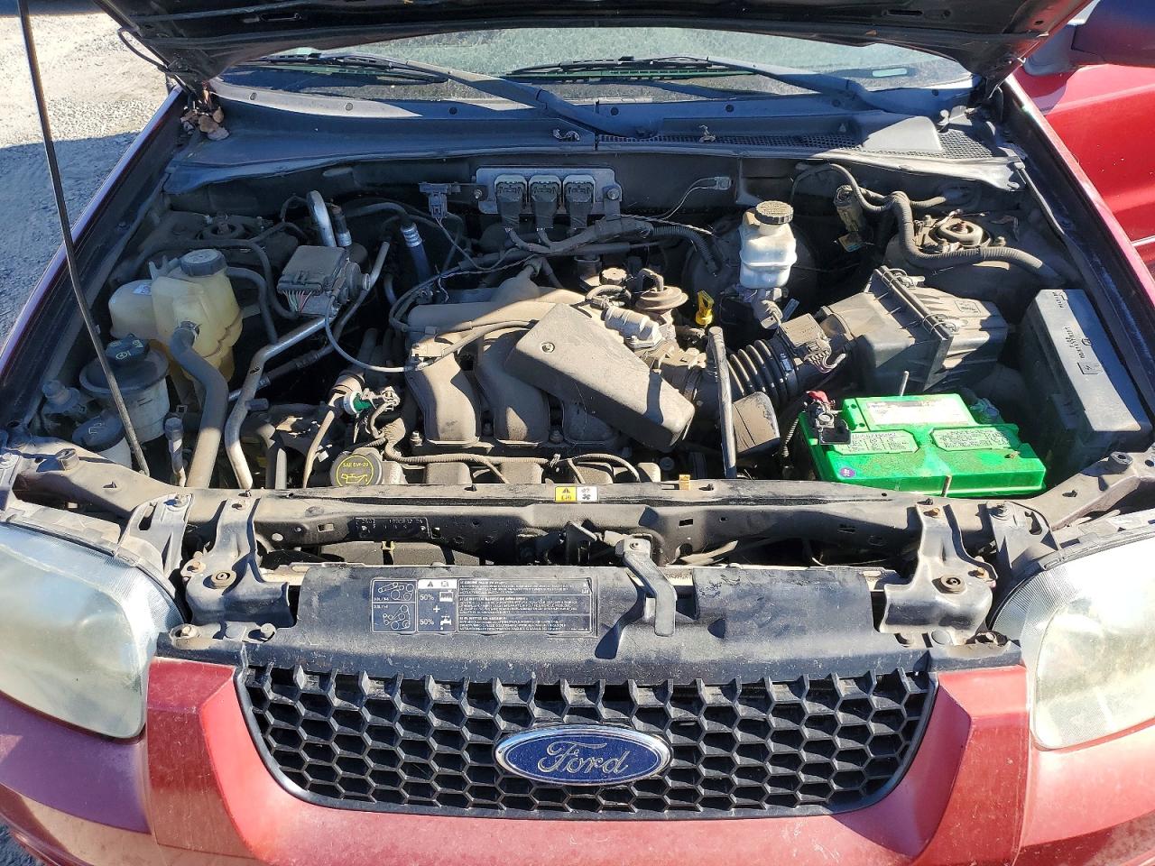 2005 FORD ESCAPE