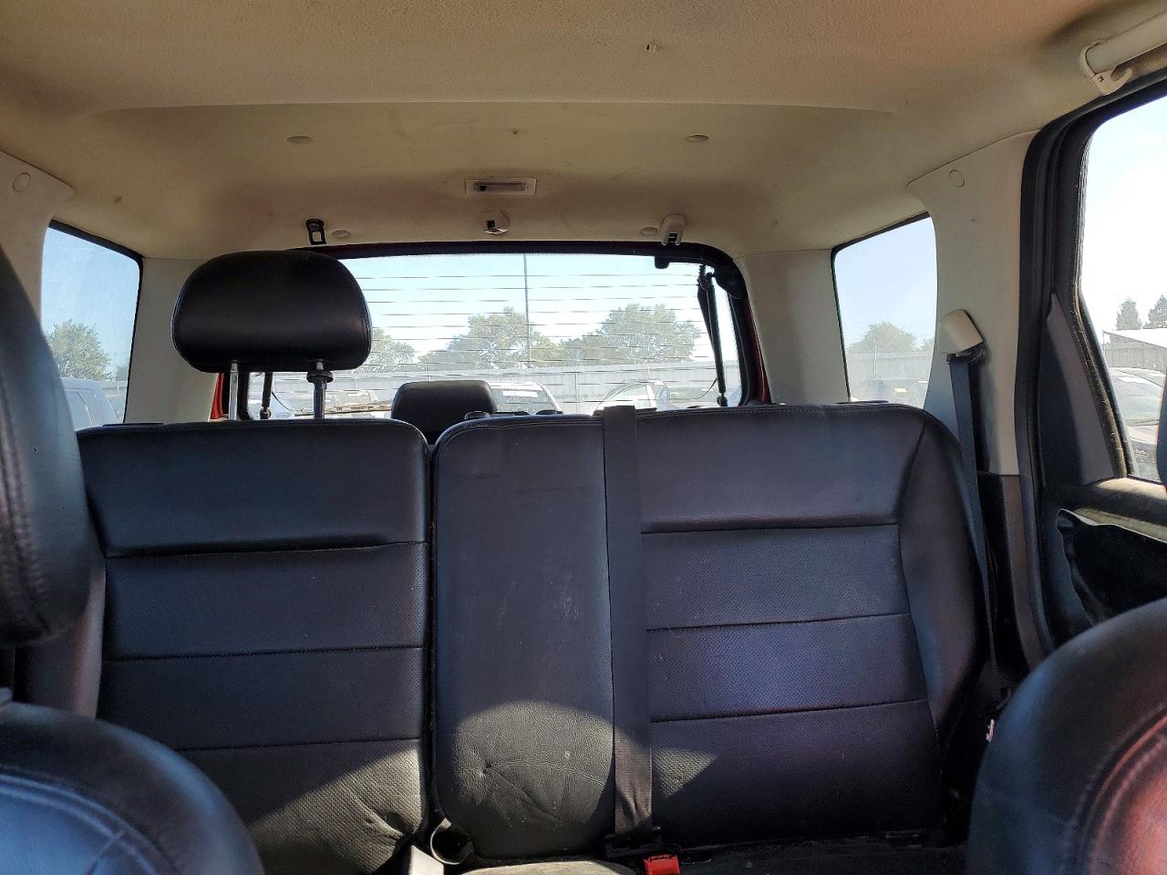 2005 FORD ESCAPE