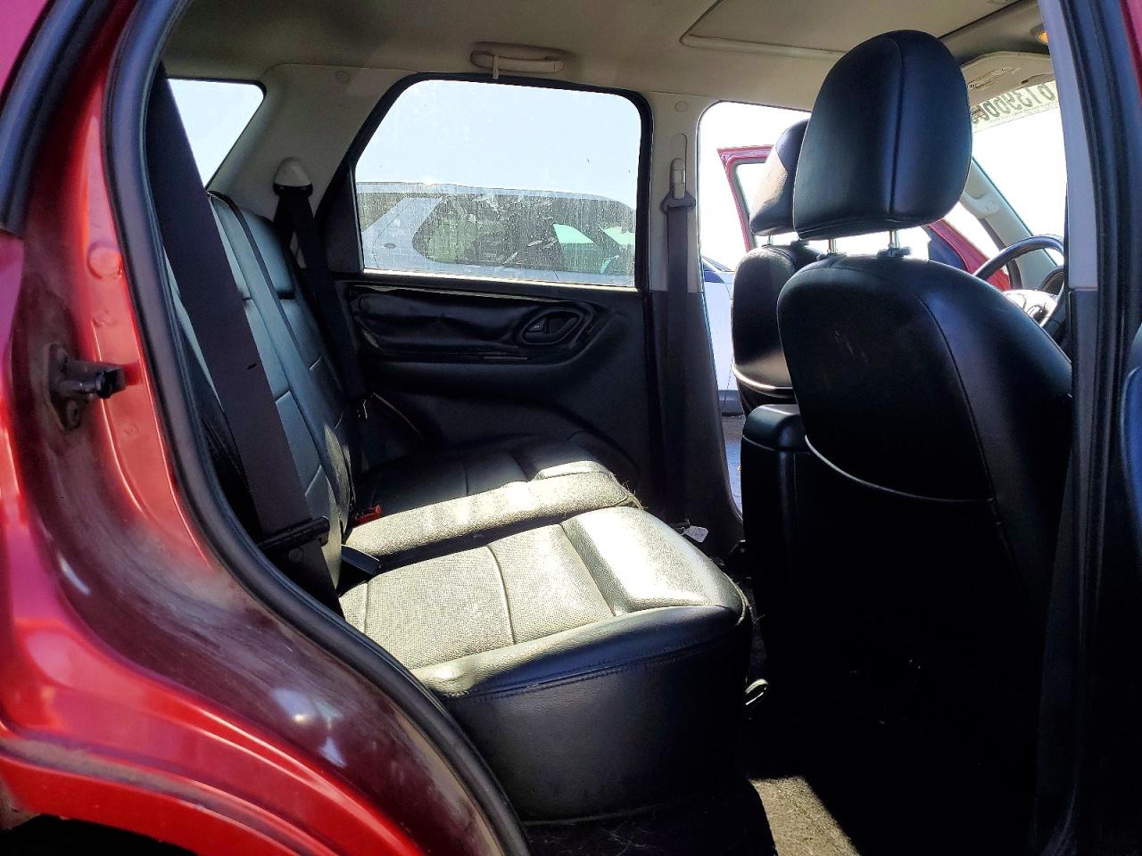 2005 FORD ESCAPE