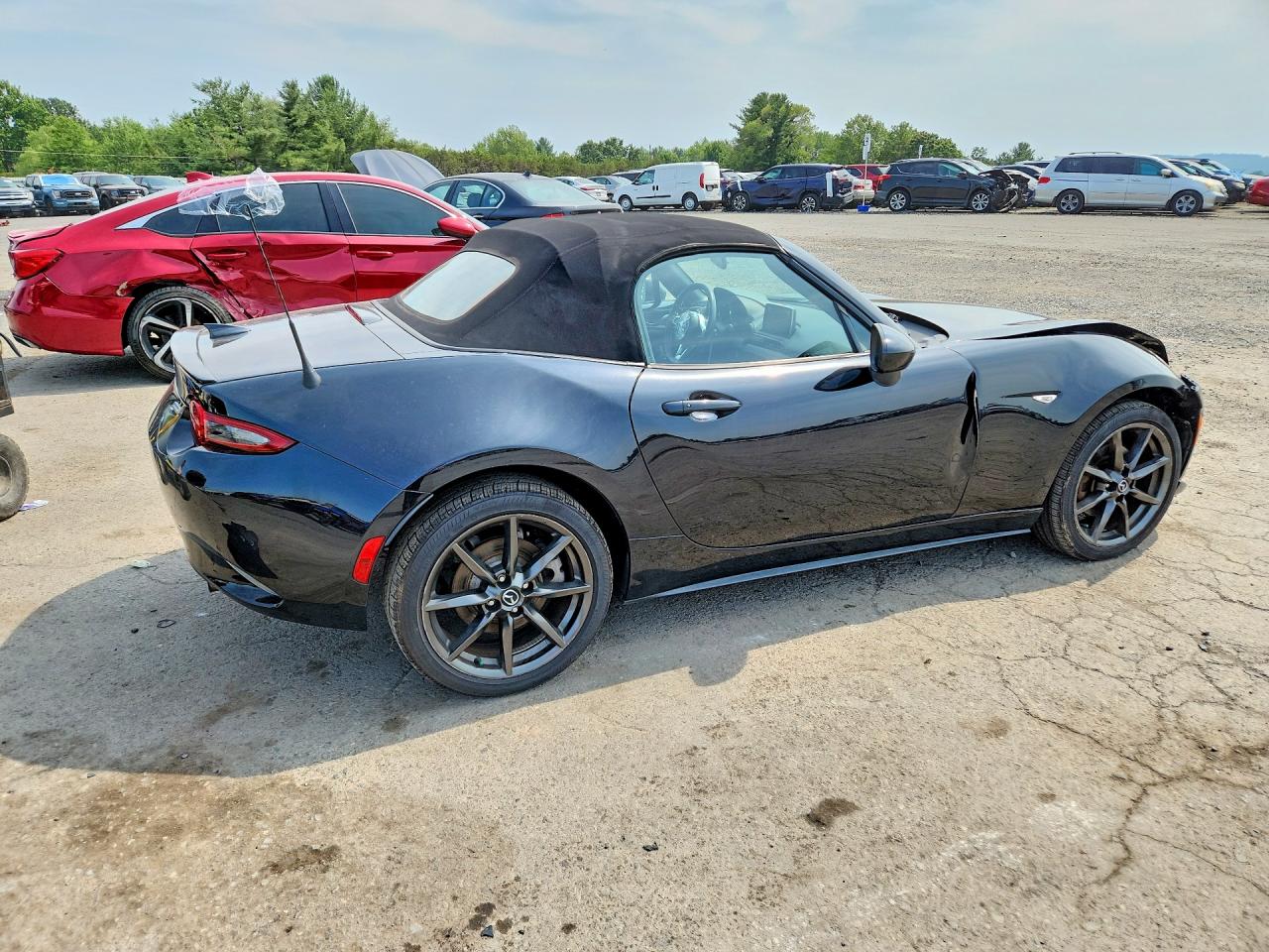 2017 MAZDA MX5