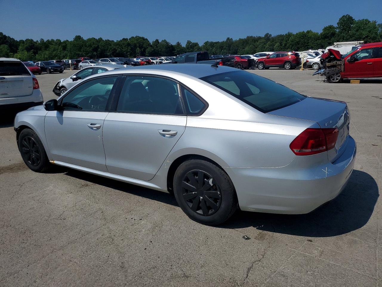 2013 VOLKSWAGEN PASSAT