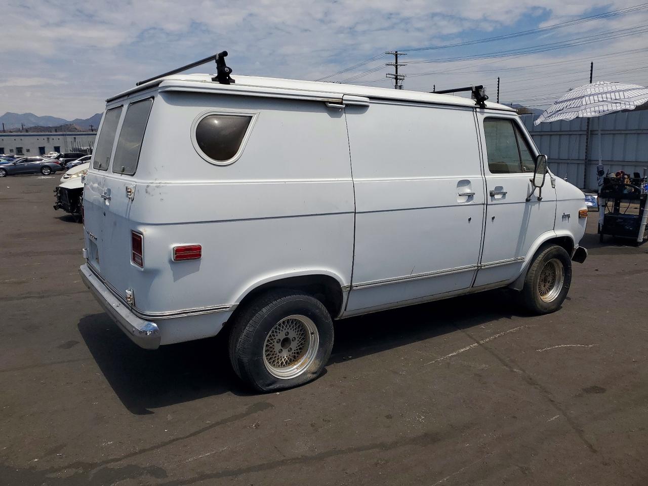 1974 CHEVROLET VAN
