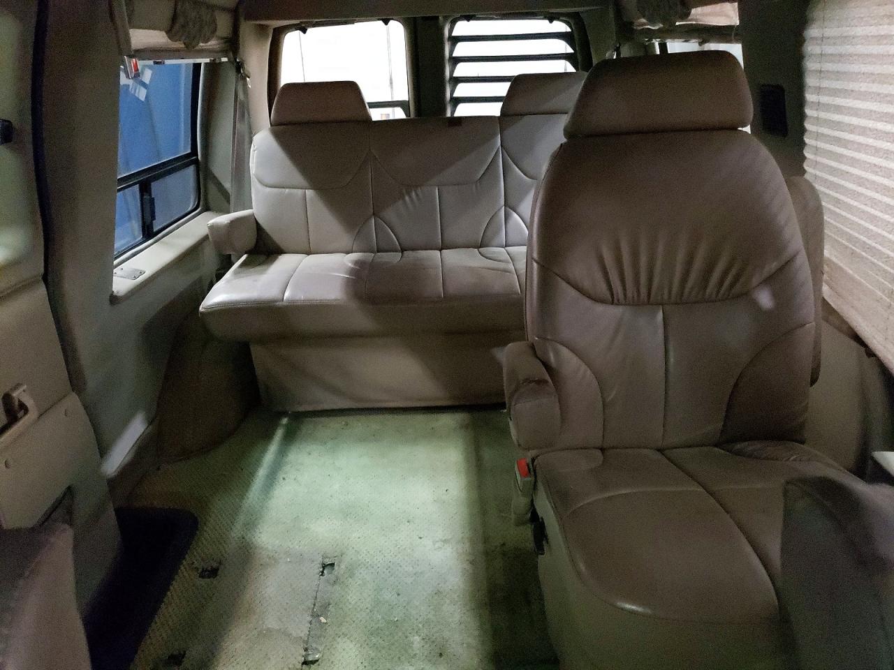2002 CHEVROLET EXPRESS