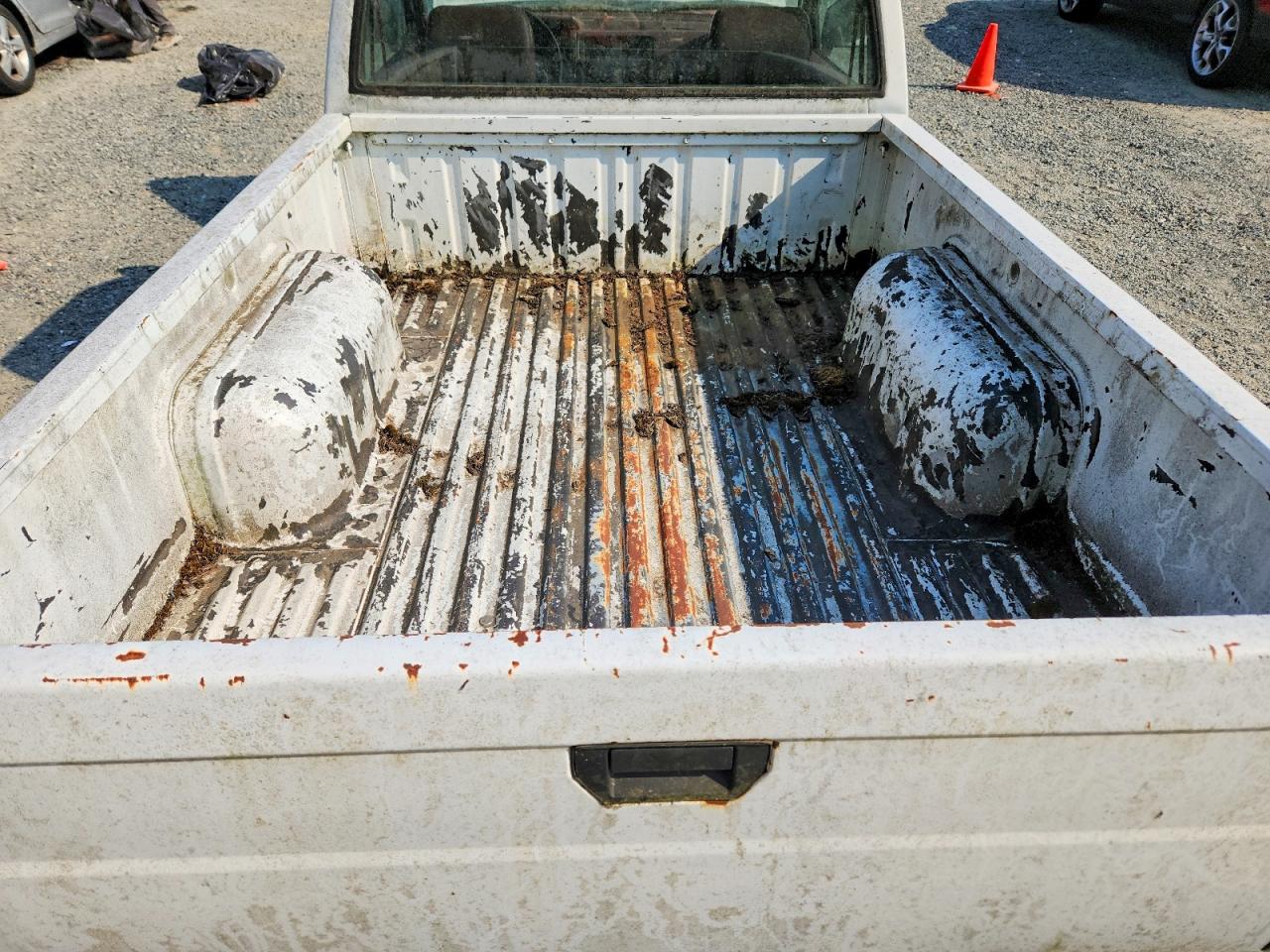 1993 NISSAN NAVARA