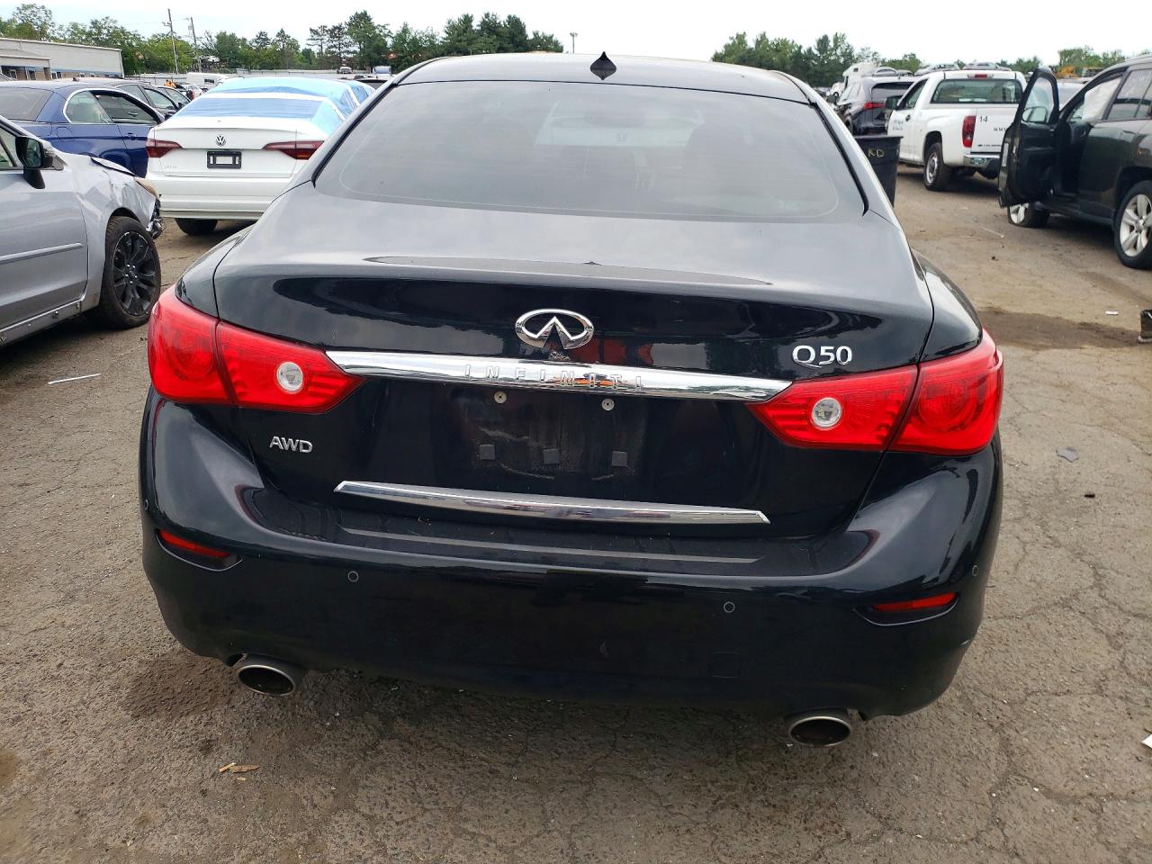 2016 INFINITI Q50