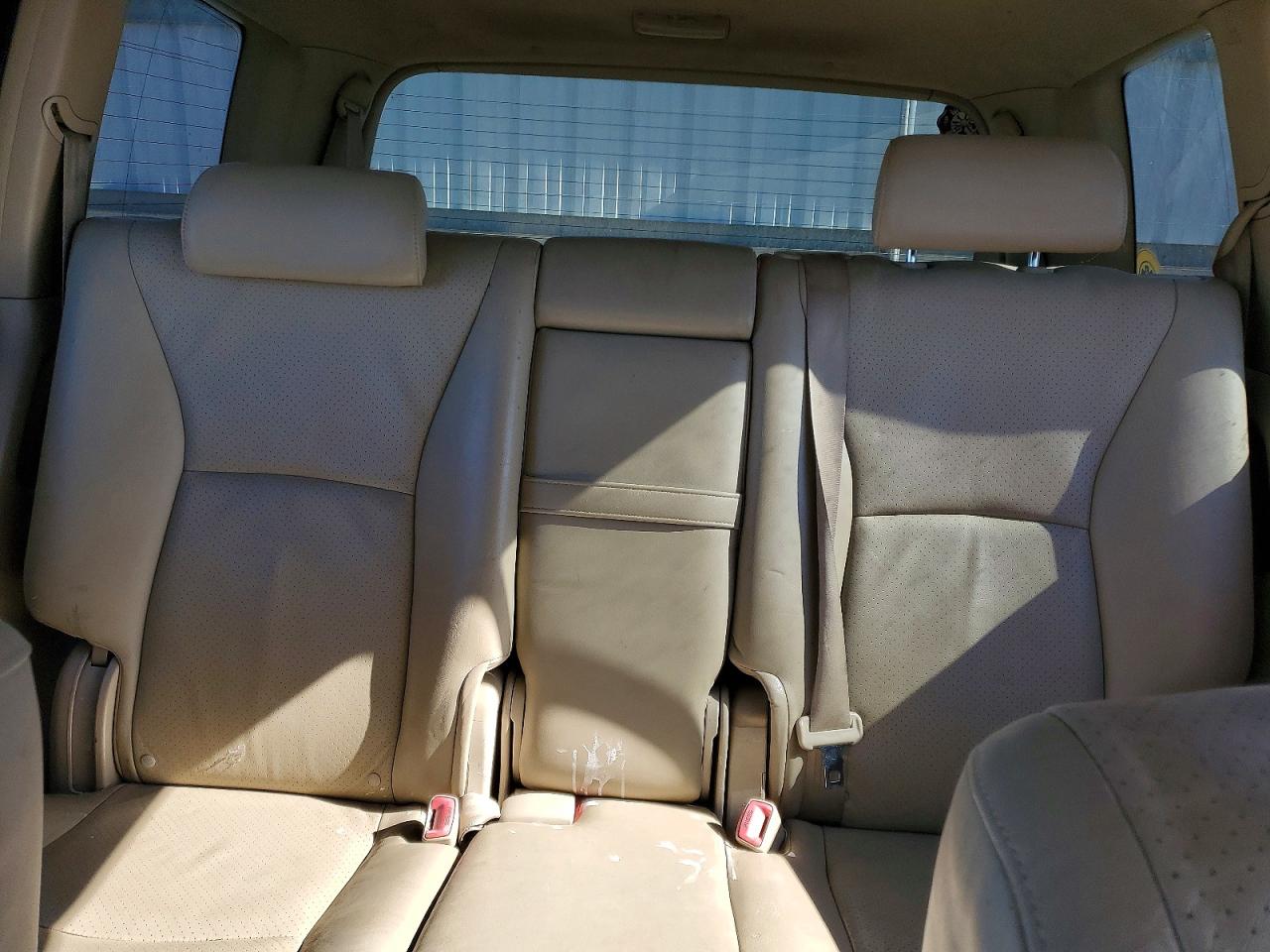 2005 TOYOTA HIGHLANDER