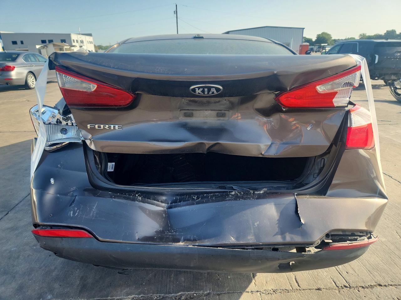 2014 KIA FORTE