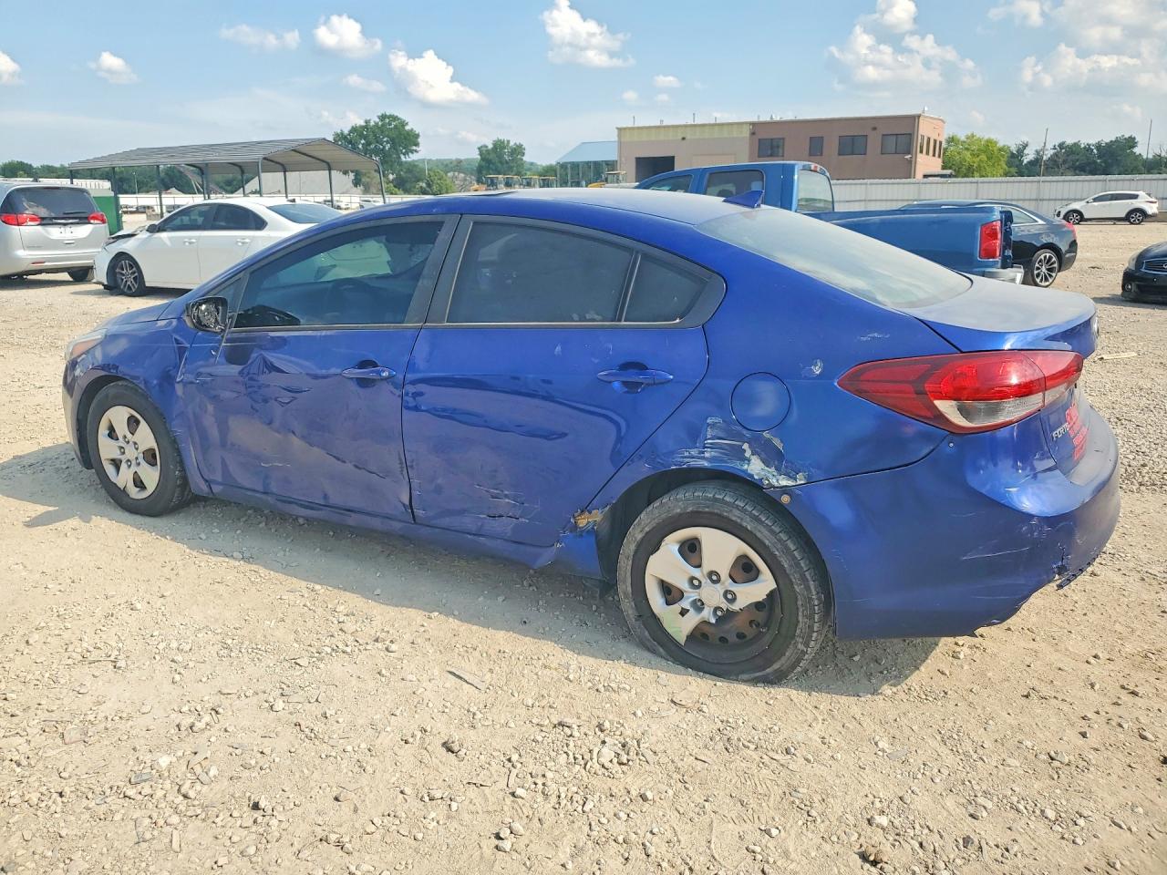 2017 KIA FORTE