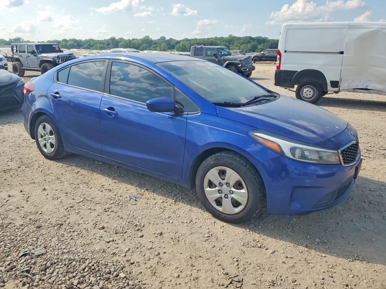 2017 KIA FORTE