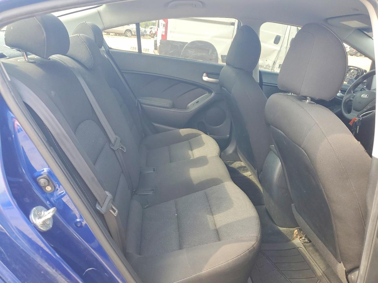 2017 KIA FORTE