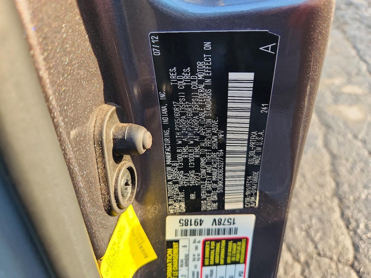 2012 TOYOTA SIENNA