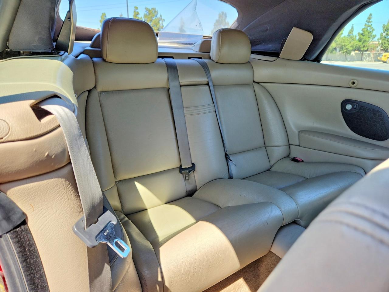 2002 VOLVO C70